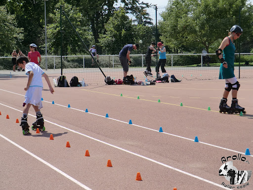 Roller hockey et Slalom à la Muette, Paris